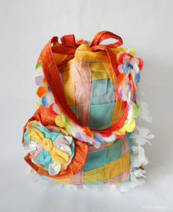Photo sac porté épaule multicolore (1)